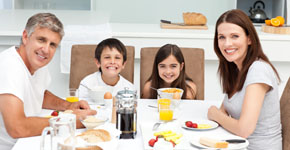 un buen desayuno, hábitos saludables, nutrición infantil