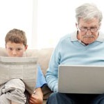 herramientas tecnológicas, pc, ordenador, abuelo, nieto