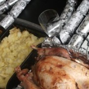 christmas-dinner-750362_1280-600x200