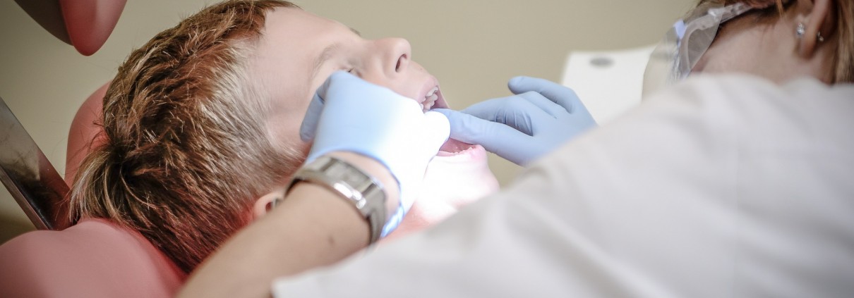 Nanotecnología aplicada a la odontología. Dentista y salud bucodental