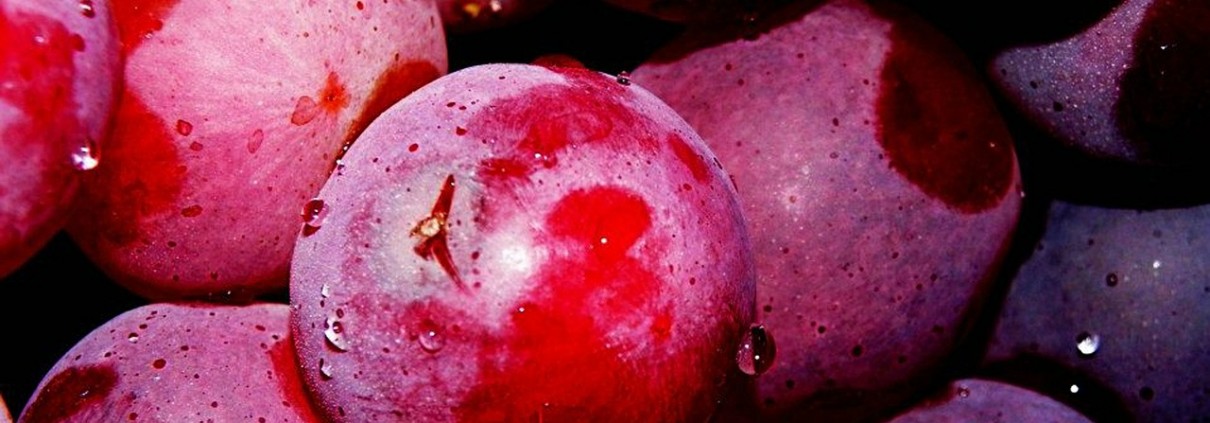 Uvas, lavar fruta verano
